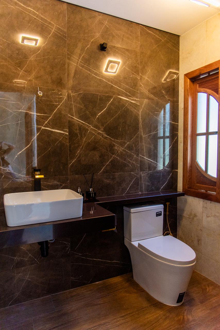 Banheiro em Granito Preto